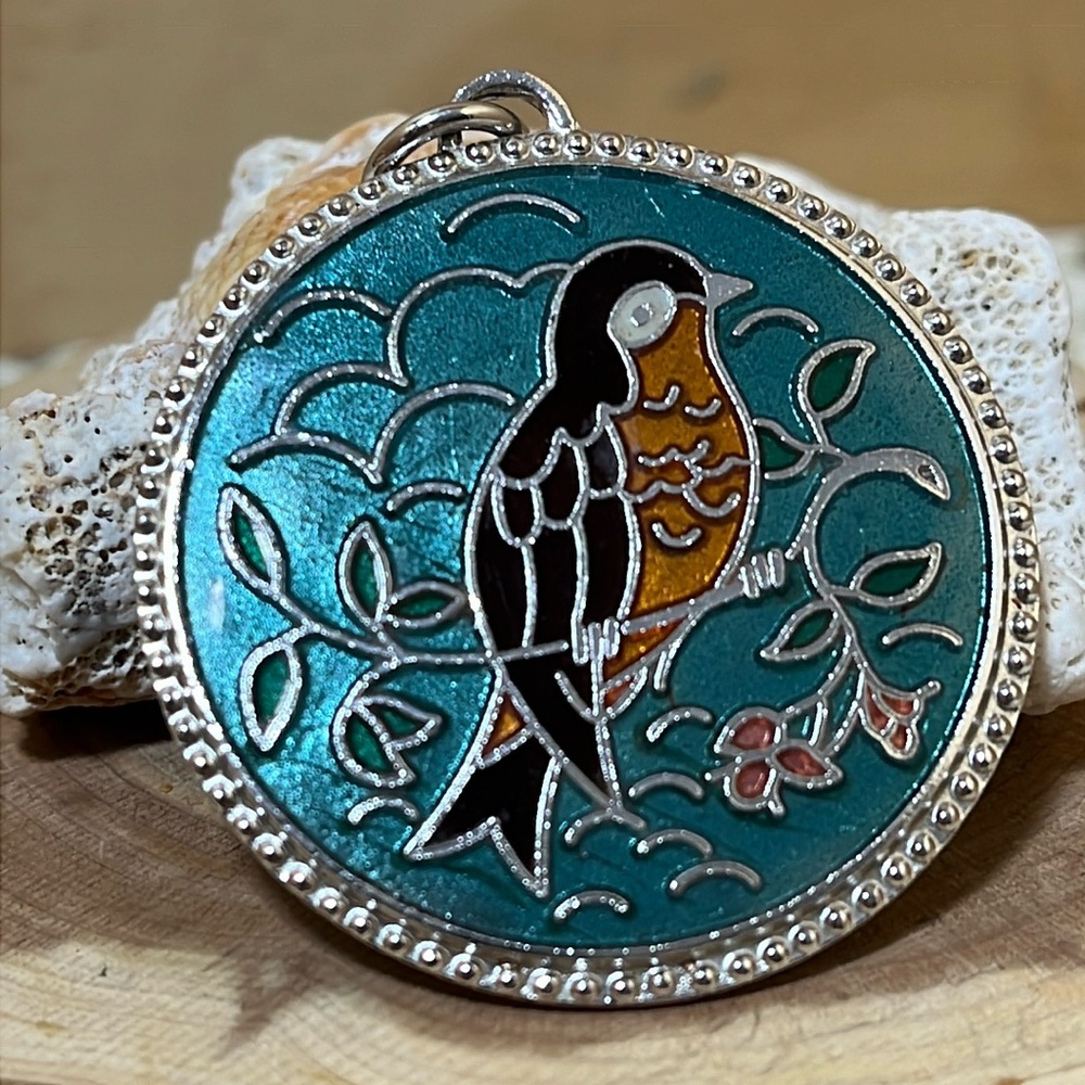 Vintage Sara Coventry Silver Tone “Spring Song” Bird Pendant